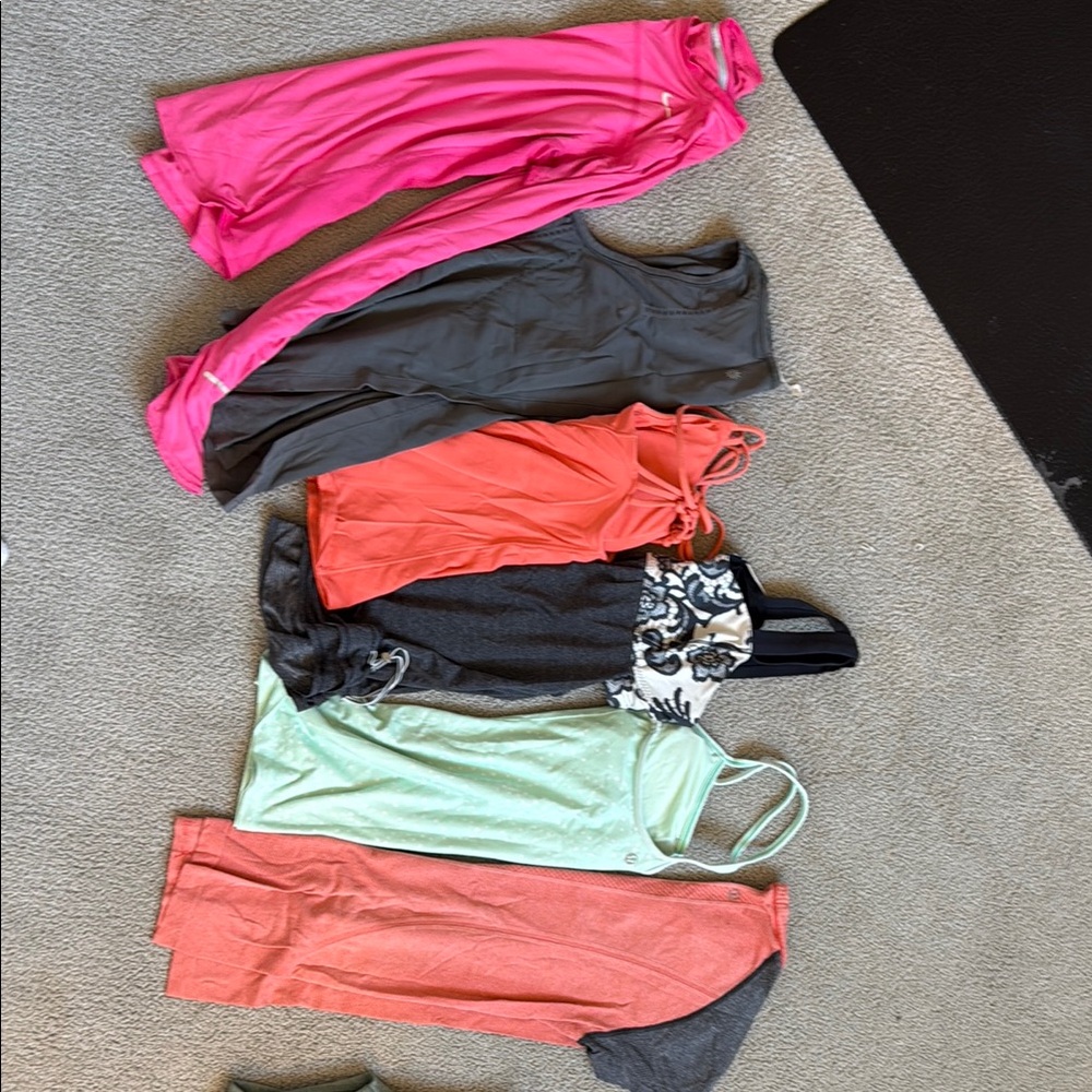 Women's Assorted Activewear Tops (Lulu Lemon)